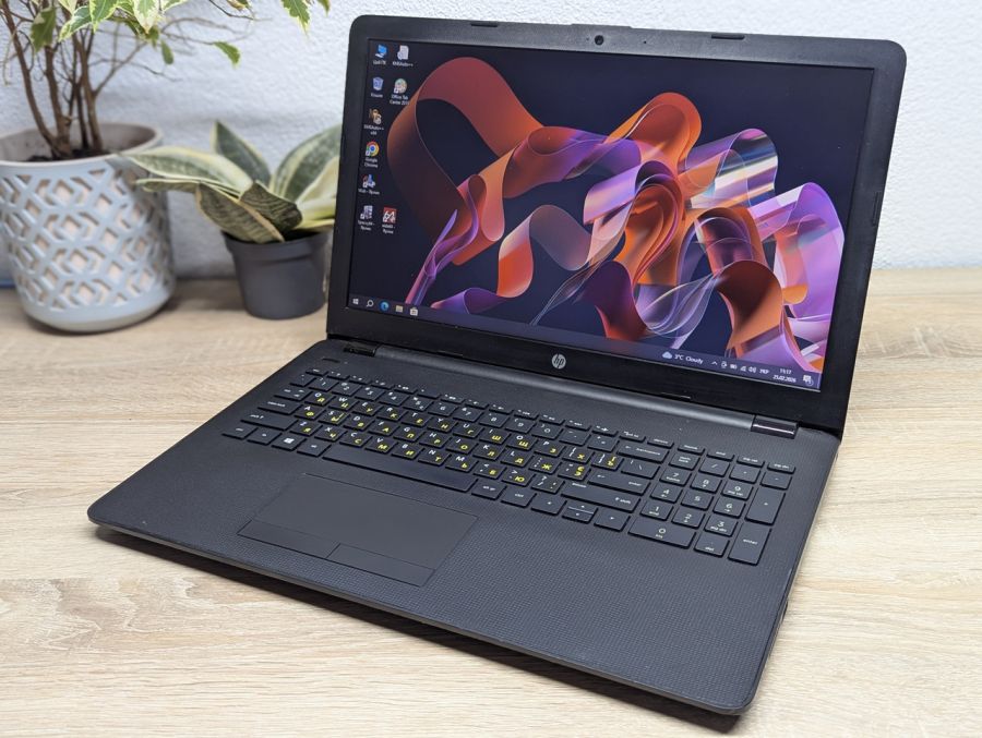 Ноутбук Б/В HP Laptop 15, AMD A6-9220, DDR4 8 GB, SSD 128GB, AMD Radeon R4, 15.6"