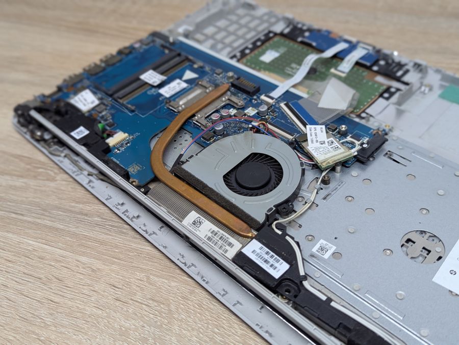 Б/В Материнська плата до ноутбуку HP 250 G7(оригінал),Intel Core i3-7100Н,L65699-601