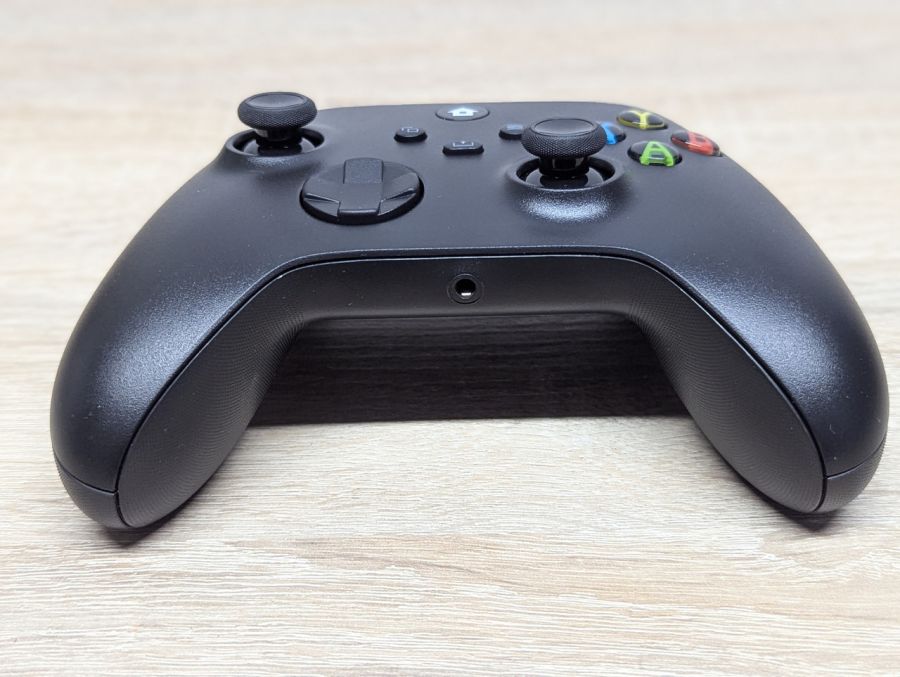 Новий Геймпад для консолей Xbox та ПК