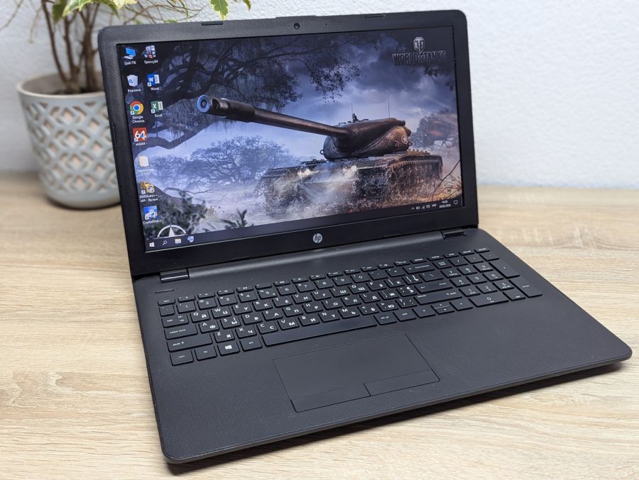 Ноутбук Б/В HP Laptop 15, AMD A6-9220, DDR4 8 GB, SSD 128GB, AMD Radeon R4, 15.6" [ProductHub SKU HP769]