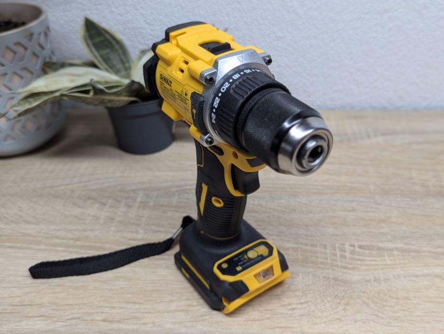 Новий Шуруповерт безщітковий ударний DeWALT DCD805