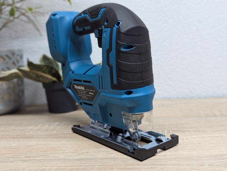 Новий Акумуляторний лобзик Makita DJV180Z (аналог)