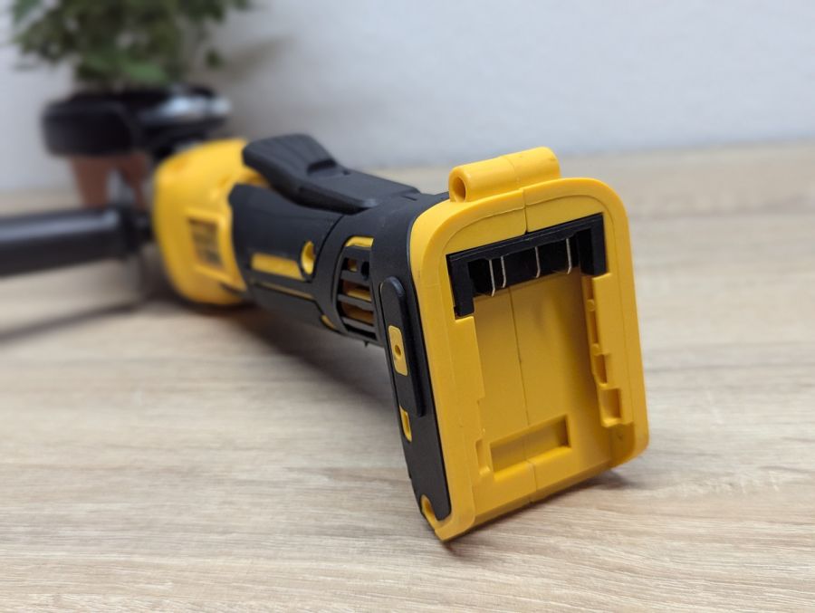 Новий Кутова шліфмашина (болгарка) DeWALT DCG406 [ProductHub SKU DCG406(3)]