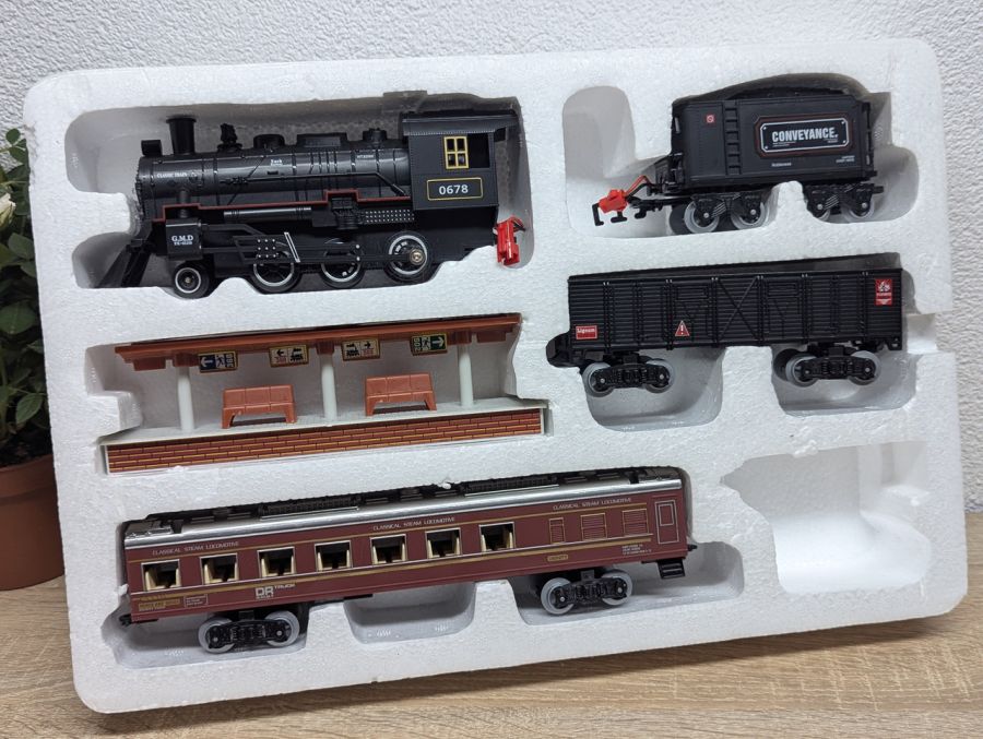 Новий Ігровий набір Classic Train Model Toys LCF-30-2