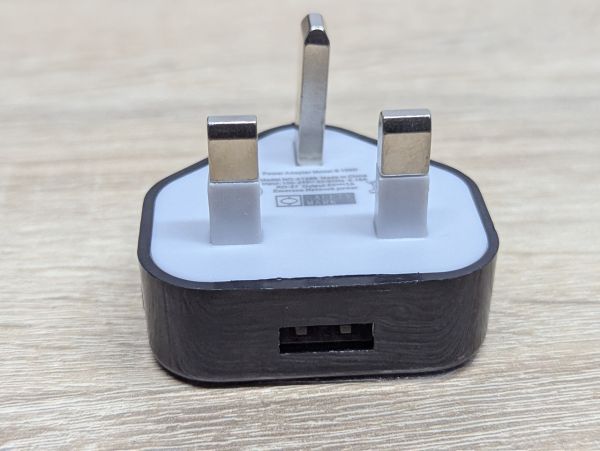 Новий USB адаптер живлення 5W 1A