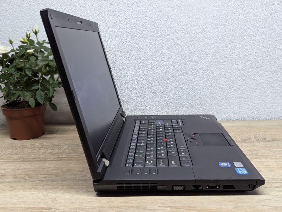 Ноутбук Б/В Lenovo L520, Intel Core i3-2330M, DDR3 8 GB, SSD 128GB, 15.6" HD