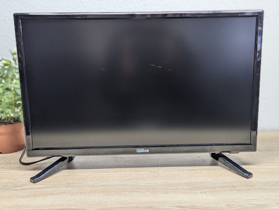 Б/В LED-телевізор Qilive 22 дюйм