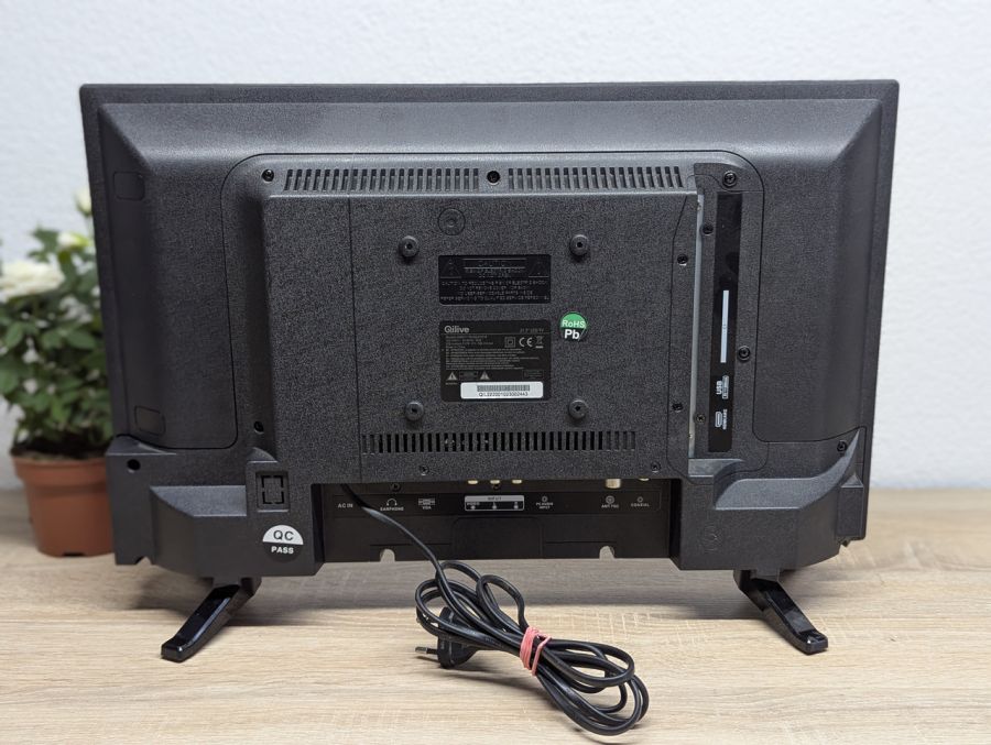 Б/В LED-телевізор Qilive 22 дюйм