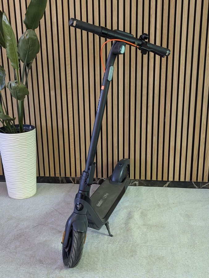 Б/В Електросамокат Segway Ninebot eKickScooter E2 Pro