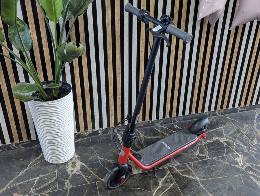 Б/В Електросамокат Ninebot eKickScooter ZING C15E