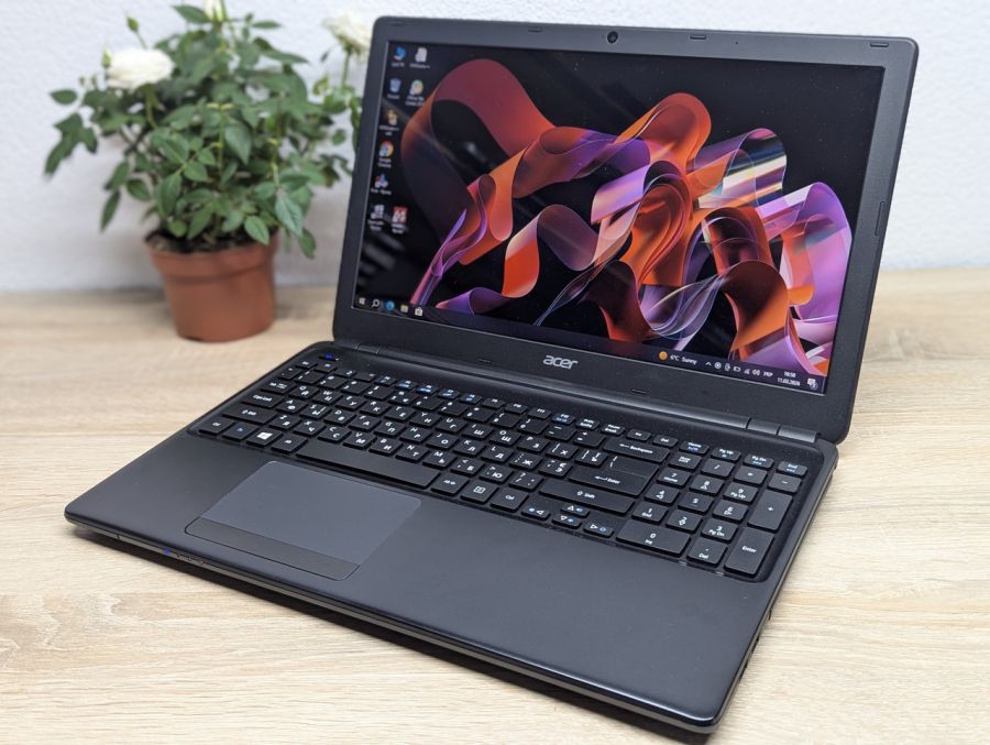 Ноутбук Б/В Acer Aspire E1-522, AMD A4-5000, DDR3 8 GB, SSD 128GB, AMD Radeon HD 8400, 15.6" HD