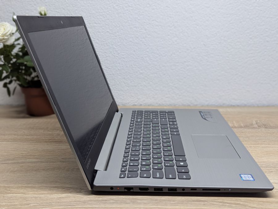 Ноутбук Б/В Lenovo IdeaPad 320-15ISK, Intel Core i3-6006U, DDR4 8 GB, SSD 128GB, 15.6" Full HD