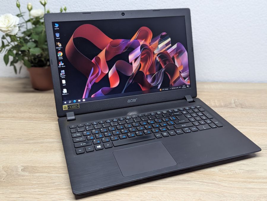 Уцінка! Ноутбук Б/В Acer Aspire A315-51, Intel Core i3-7130U, DDR4 8 GB, SSD 128GB, 15.6" Full HD