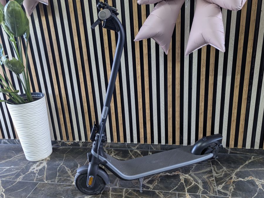 Б/В Електросамокат Segway Ninebot KickScooter E2 (051401E)
