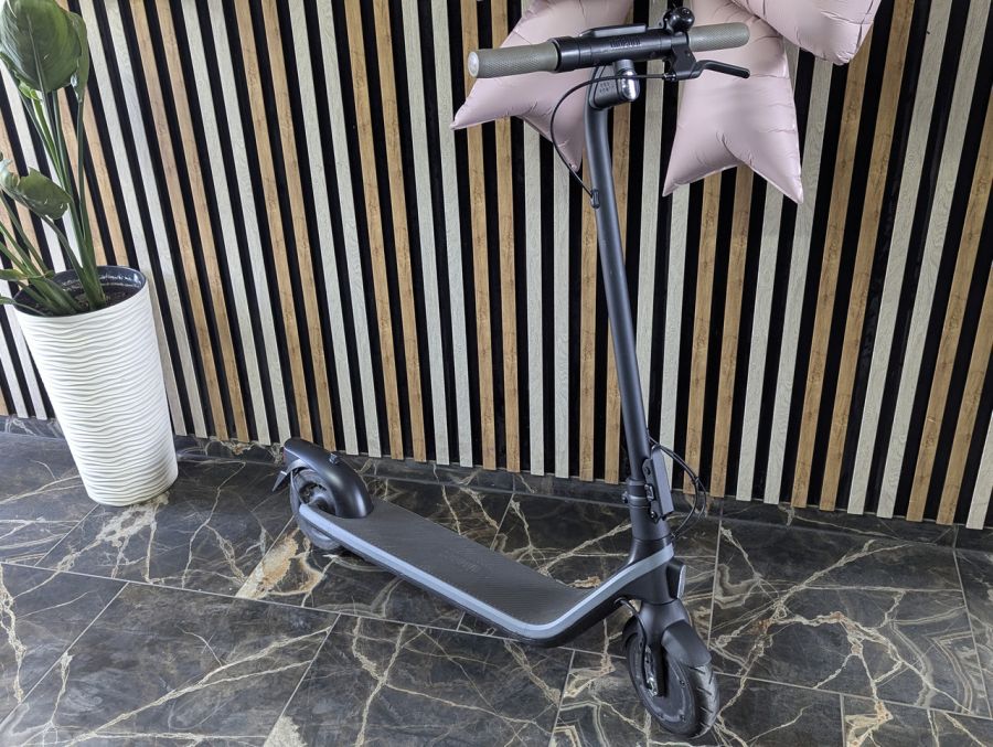 Б/В Електросамокат Segway Ninebot KickScooter E2 (051401E)