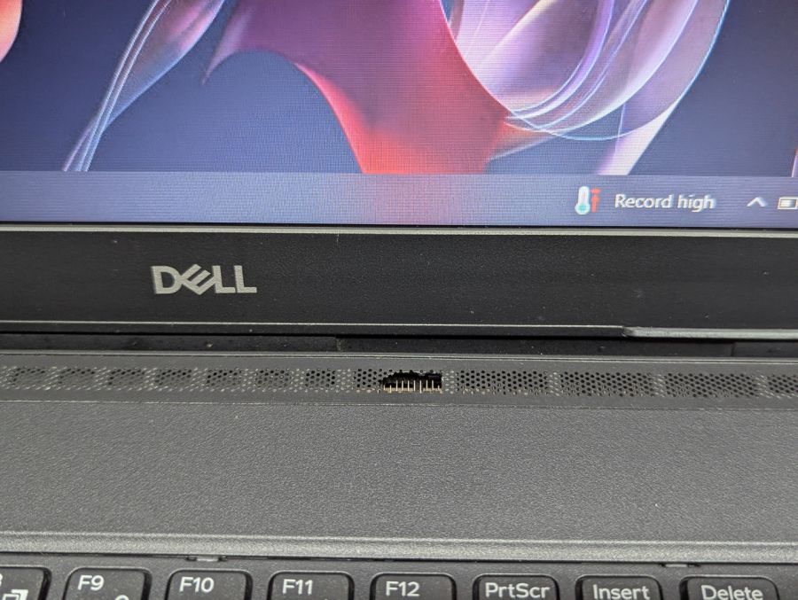 Уцінка! Ноутбук Б/В Dell Latitude 3580, Intel Core i5-7200U, DDR4 8 GB, SSD 128GB, 15.6" HD