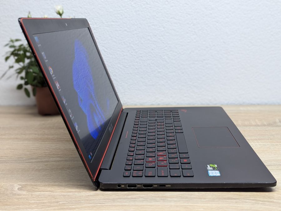Ноутбук Б/В ASUS ROG G501V, Intel Core i7-6700HQ, DDR4 16 GB, SSD 256GB + HDD 1TB, NVIDIA GeForce GTX 960M 4gb, 15.6" Full HD