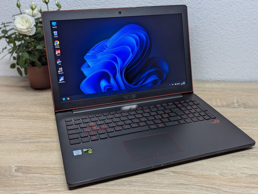 Ноутбук Б/В ASUS ROG G501V, Intel Core i7-6700HQ, DDR4 16 GB, SSD 256GB + HDD 1TB, NVIDIA GeForce GTX 960M 4gb, 15.6" Full HD
