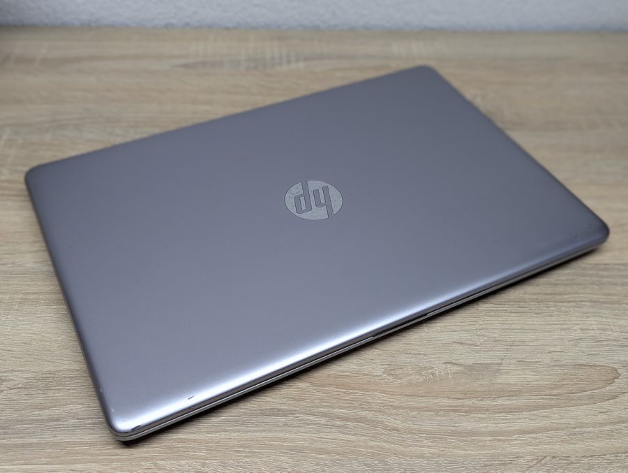 Уцінка! Ноутбук Б/В HP 250 G6, Intel Core i3-6006U, DDR4 8 GB, SSD 128GB, 15.6" Full HD