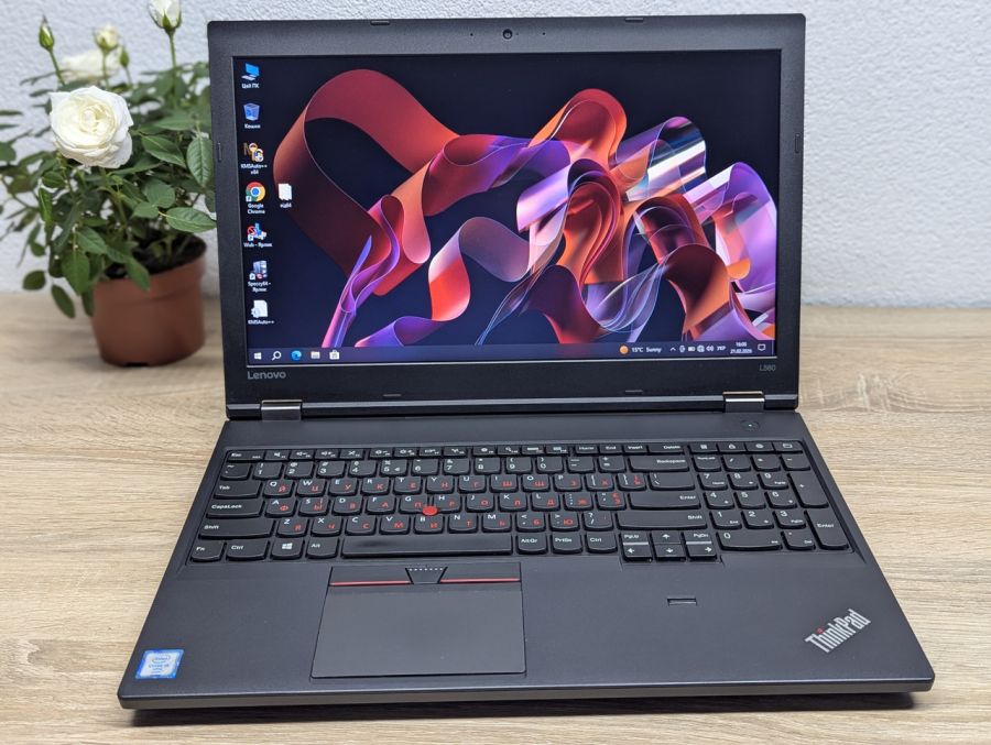 Уцінка! Ноутбук Б/В Lenovo L560, Intel Core i5-6300U, DDR3 8 GB, SSD 128GB, 15.6" HD
