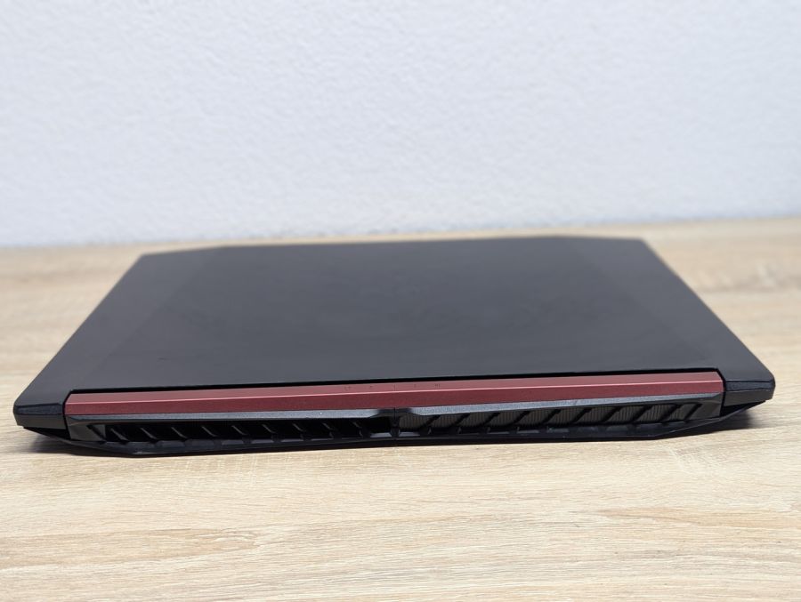 Ноутбук Б/В Acer Nitro AN515-51, Intel Core i7-7700HQ, DDR4 16 GB, SSD 256GB + SSD 1TB, NVIDIA GeForce GTX 1050, 15.6" Full HD
