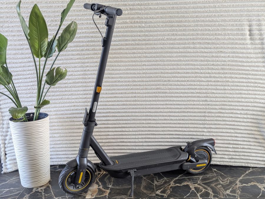 Б/В Електросамокат Ninebot KickScooter MAX G2 051501D