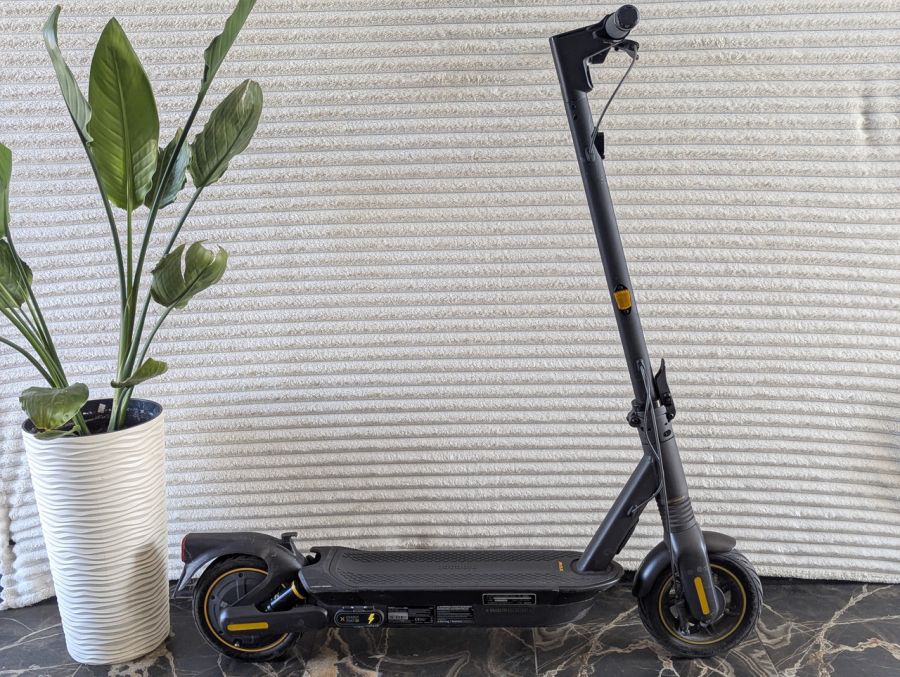 Б/В Електросамокат Ninebot KickScooter MAX G2 051501D