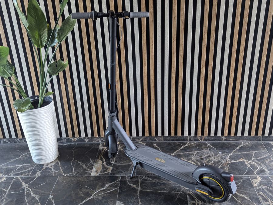 Б/В Електросамокат Ninebot KickScooter MAX G30E II