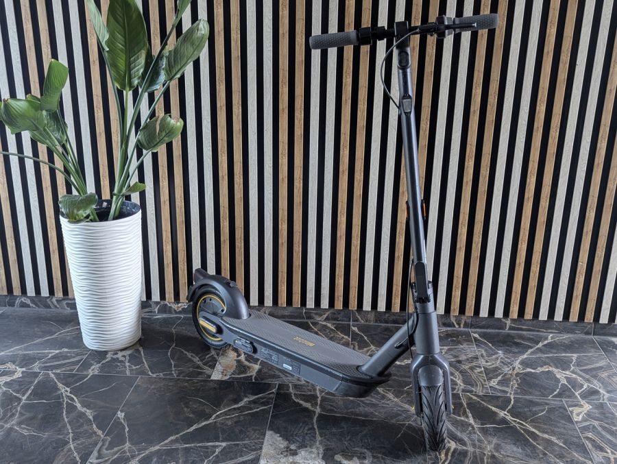 Б/В Електросамокат Ninebot KickScooter MAX G30E II
