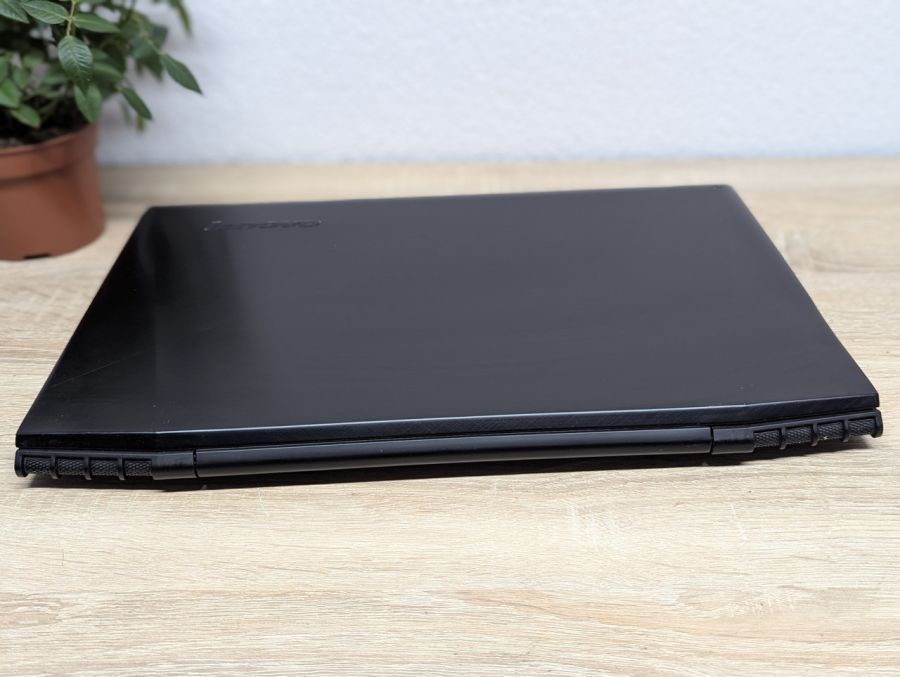Ноутбук Б/В Lenovo IdeaPad Y50-70, Intel Core i7-4720HQ, DDR3 12 GB, SSD 360GB, NVIDIA GeForce GTX 960M 4Gb, 15.6" Full HD