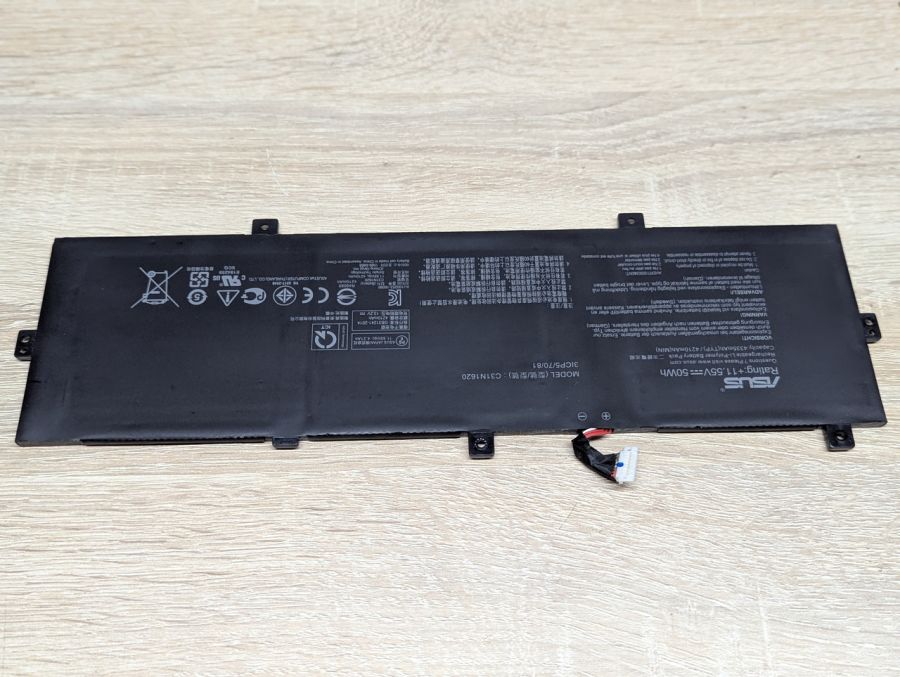 Б/В Оригінальна акумуляторна батарея Asus C31N1620