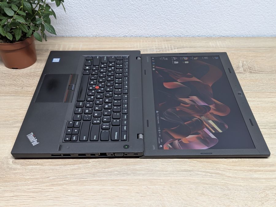 Уцінка! Ноутбук Б/В Lenovo L470, Intel Core i5-7300U, DDR4 8 GB, SSD 128GB, 14" Full HD