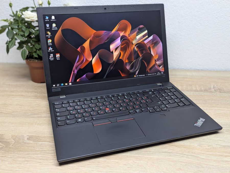Уцінка! Ноутбук Б/В Lenovo ThinkPad L590, Intel Core i5-8665U, DDR4 8 GB, SSD 128GB, 15.6" Full HD