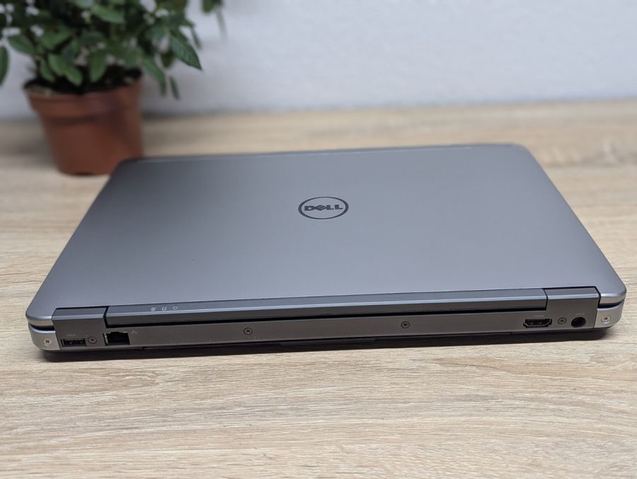 Ноутбук Б/В Dell Latitude E6440, Intel Core i7-4610M, DDR3 8 GB, SSD 128GB, 14" Full HD