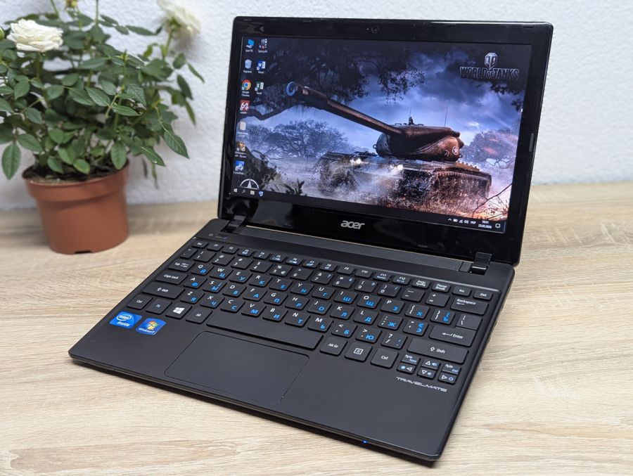 Ноутбук Б/В Acer Travel Mate B113, Intel Celeron B800, DDR3 4 GB, SSD 128GB, 11.6" HD