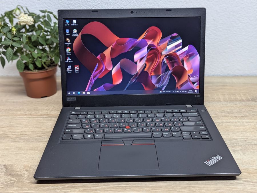 Уцінка! Ноутбук Б/В Lenovo ThinkPad L480, Intel Core i5-8250U, DDR4 8 GB, SSD 128GB, 14" UHD [ProductHub SKU L489]