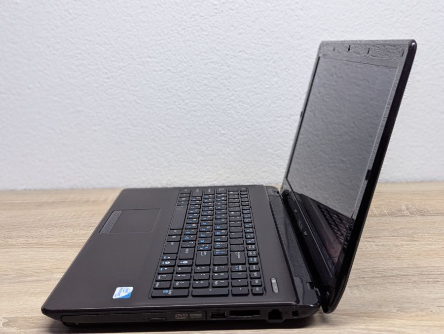 Ноутбук Б/В ASUS K52F, Intel Pentium P6100, DDR3 8 GB, SSD 128GB, 15.6" HD