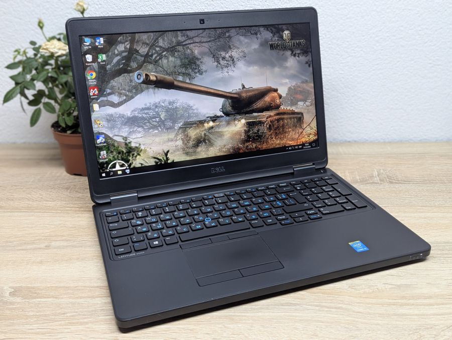 Ноутбук Б/В Dell Latitude E5550, Intel Core i5-5300U, DDR3 8 GB, SSD 128GB, NVIDIA GeForce 830M 2Gb, 15.6" Full HD