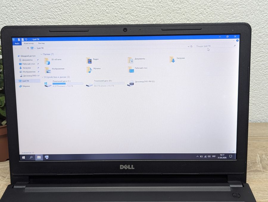 Уцінка! Ноутбук Б/В Dell Vostro 15-3568, Intel Core i3-7130U, DDR4 8 GB, SSD 128GB, 15.6" HD