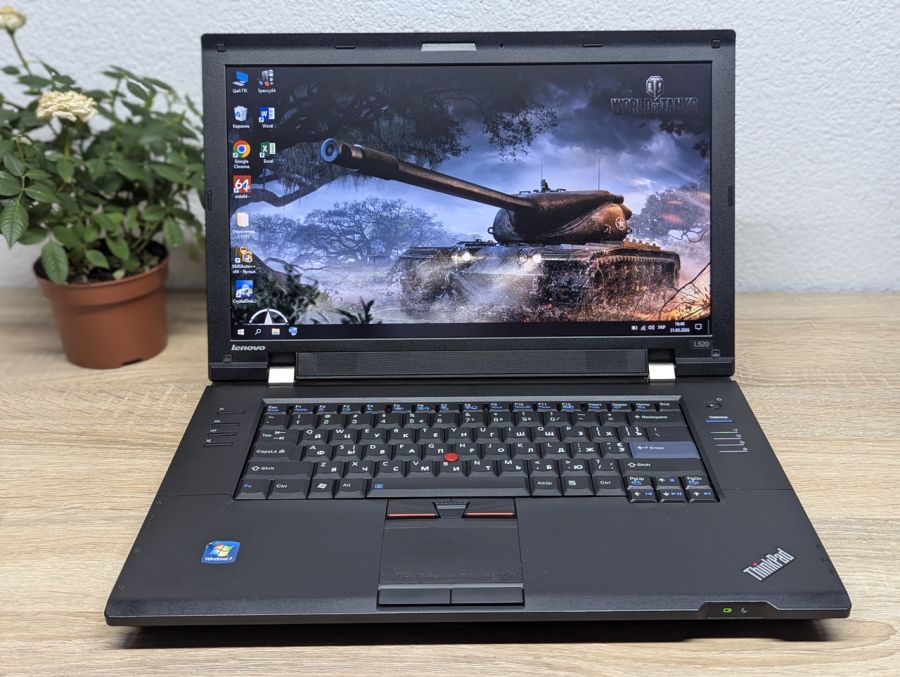 Уцінка! Ноутбук Б/В Lenovo L520, Intel Core i3-2330M, DDR3 8 GB, SSD 128GB, 15.6" HD Сенсор
