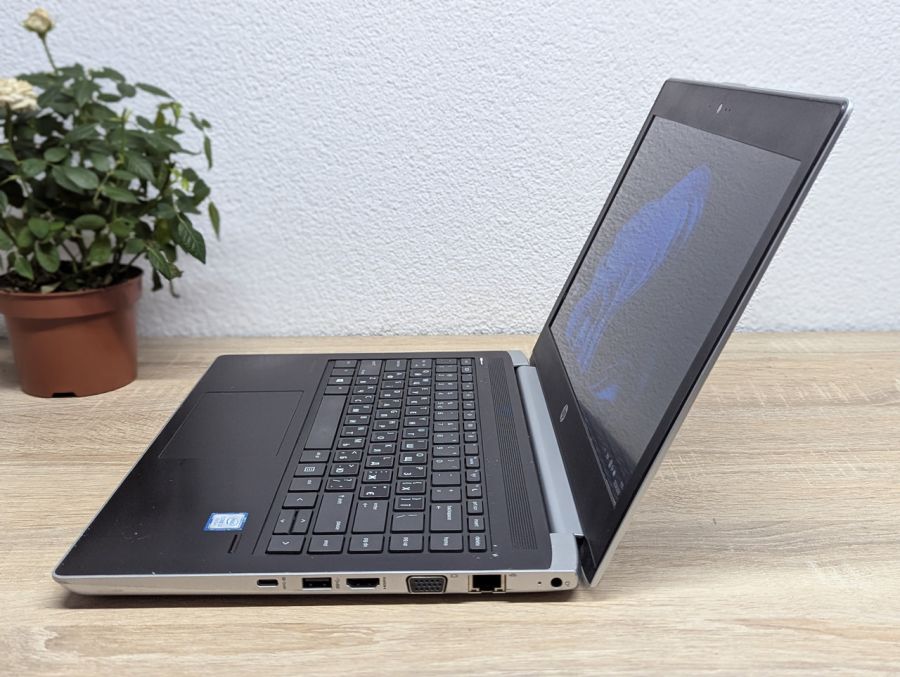 Ноутбук Б/В HP ProBook 430 G5, Intel Core i3-7100U, DDR4 8 GB, SSD 256GB, 13" Full HD