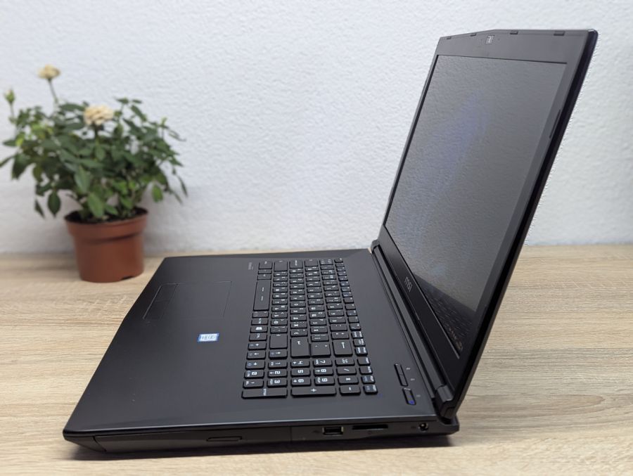 Ноутбук Б/В MSI MS-GL72 6QF, Intel Core i7-6700HQ, DDR4 16 GB, SSD 256GB + SSD 1TB, GTX 960M 2Gb, 17" Full HD