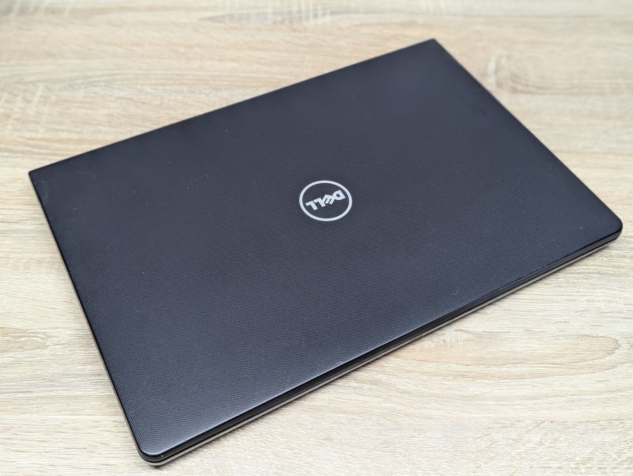 Ноутбук Б/В Dell Vostro 15-3568, Intel Core i5-7200U, DDR4 8 GB, SSD 128GB, 15.6" HD