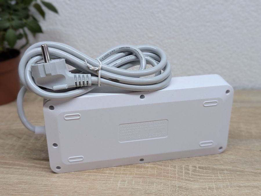 Новий Мережевий фільтр-подовжувач GD 3000W
