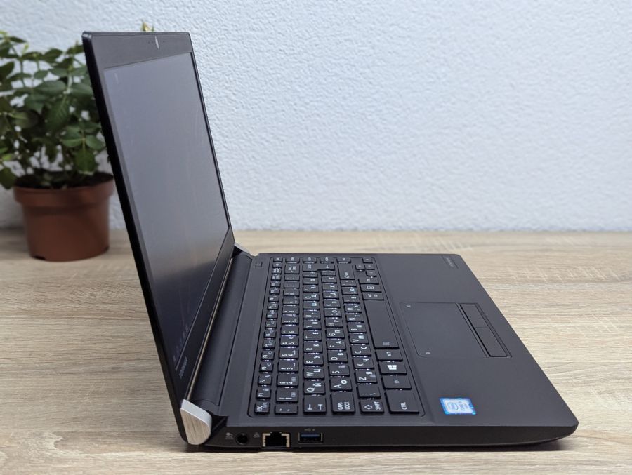 Ноутбук Б/В Toshiba Portege A30-C, Intel Core i5-6200U, DDR3 8 GB, SSD 256GB, 13.3" HD [ProductHub SKU T176]