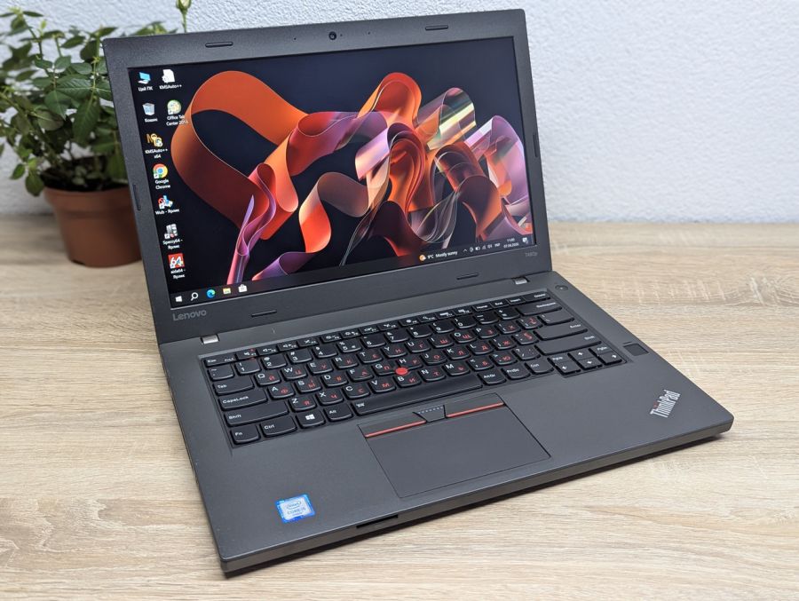 Уцінка! Ноутбук Б/В Lenovo ThinkPad T460P, Intel Core i5-6300HQ, DDR4 8 GB, SSD 128GB, 14" Full HD