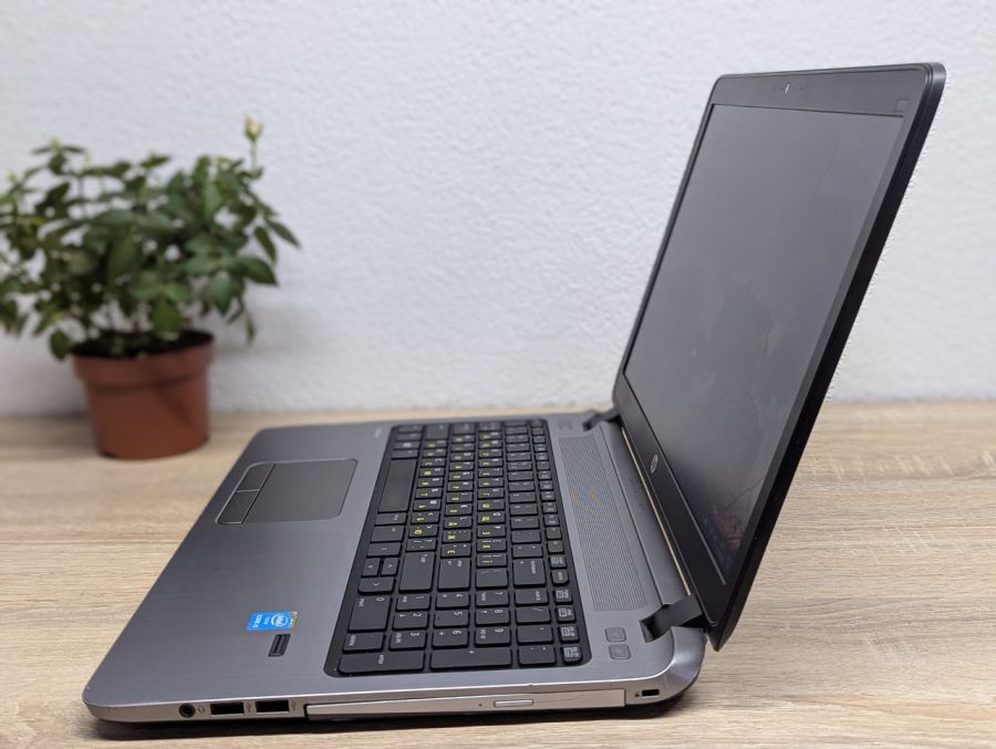 Ноутбук Б/В HP ProBook 450 G2, Intel Core i5-4210U, DDR3 8 GB, SSD 128GB, 15.6" HD