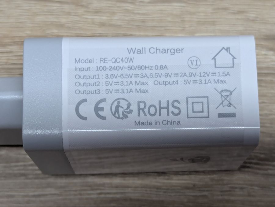 Новий Мережевий зарядний блок Aioneus RE-QC40W 40 Вт