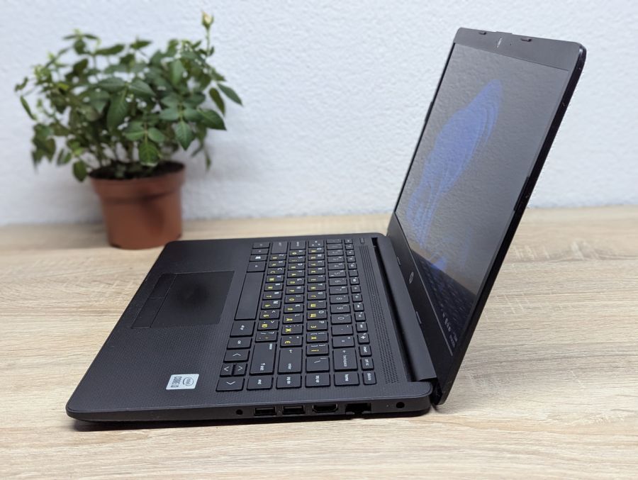 Ноутбук Б/В HP Laptop 14, Intel Core i3-10110U, DDR4 16 GB, SSD 256GB, 14" Full HD [ProductHub SKU HP836]