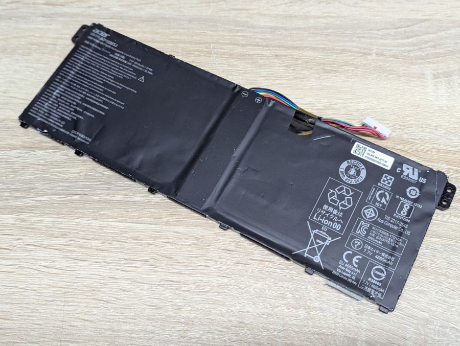 Б/В Оригінальна акумуляторна батарея Acer AP16M5J